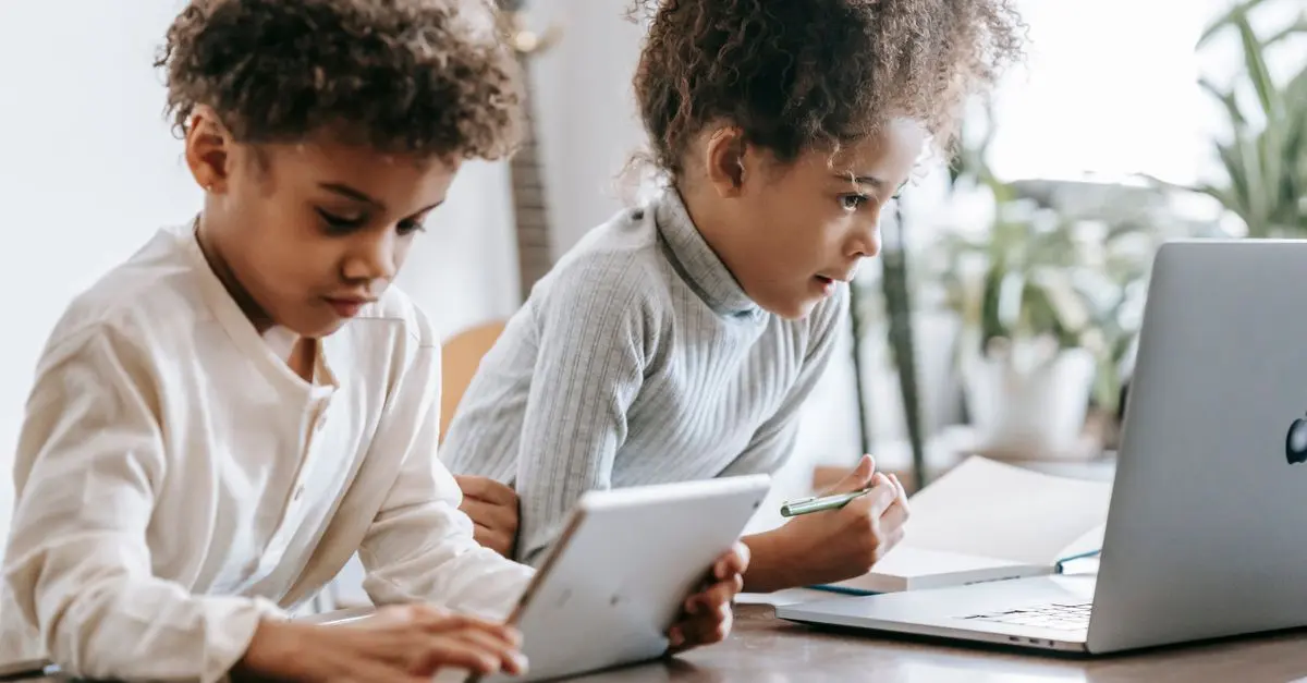 ¿Cómo la tecnología está transformando la educación hoy?